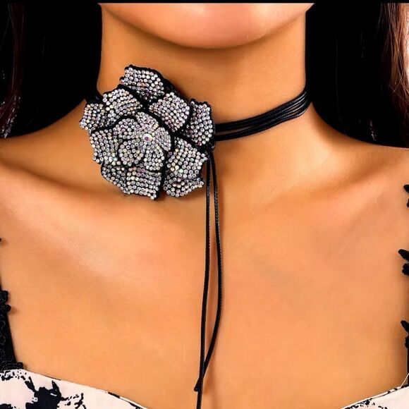 Statement Rhinestone Rose Chocker Necklace - Picture 3 of 14